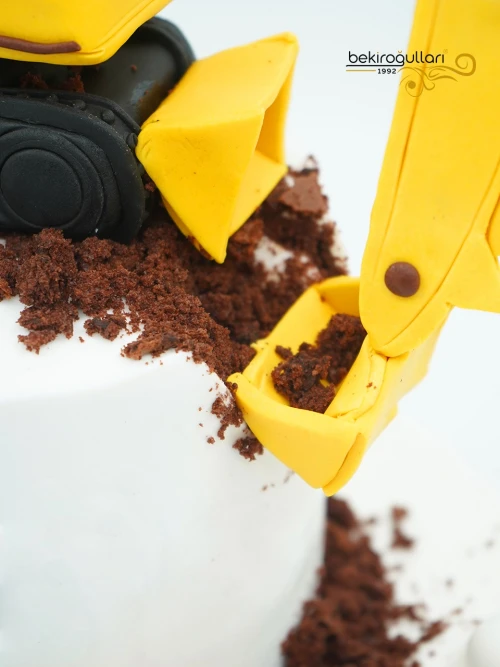 Dozer Detaylı Butik Pasta