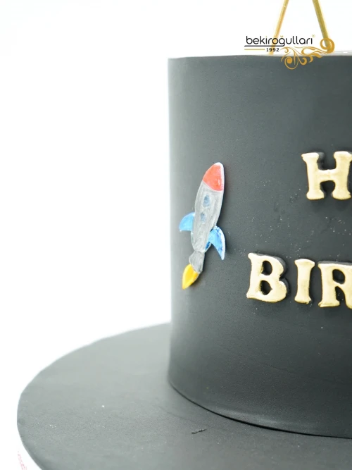 Erkek Figür Butik Pasta