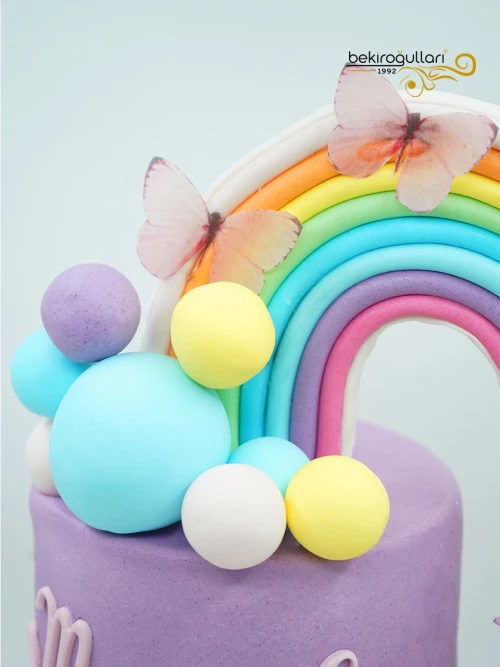 Gökkuşağı Konsept Pasta