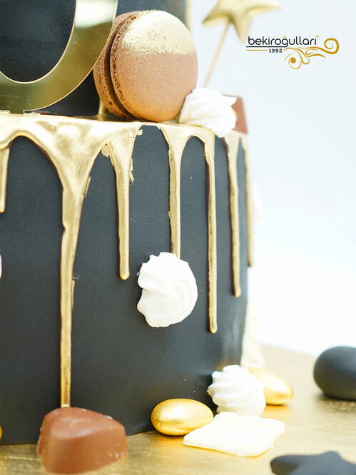 Gold Soslu Butik Pasta