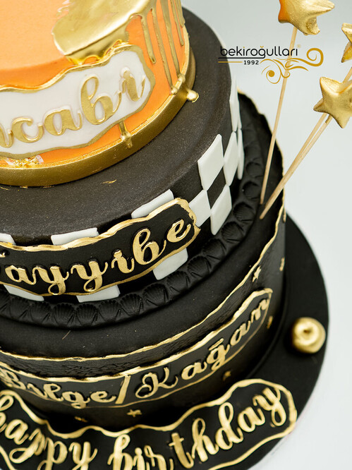 Gold Yıldız Detaylı Pasta
