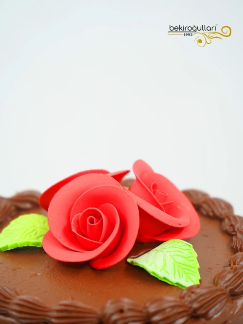 Gül Süslemeli Konsept Pasta