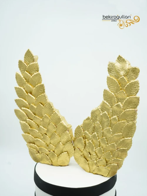 Gül Ve Kanat Detay Butik Pasta