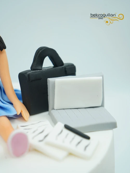 Hamile Kadın Tasarım Butik Pasta