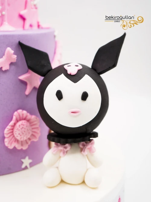 Hello Kitty Ve Kuromi Butik Pasta