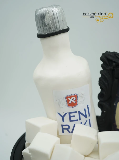 İçecek Temalı Kova Butik Pasta