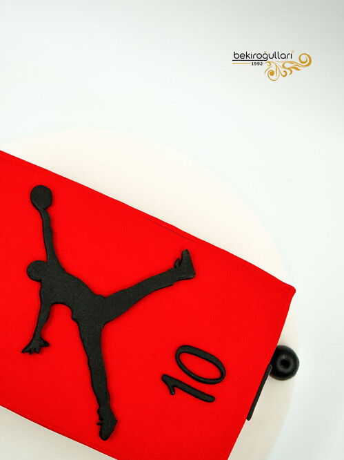 Jordan Ayakabbı Kutusu Pasta