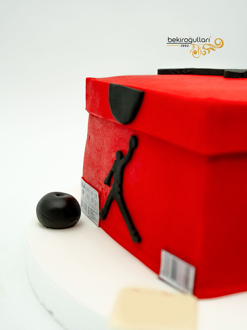 Jordan Ayakabbı Kutusu Pasta