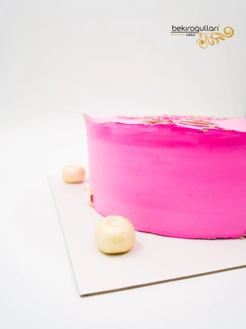 Kadeh Detay Naked Cake