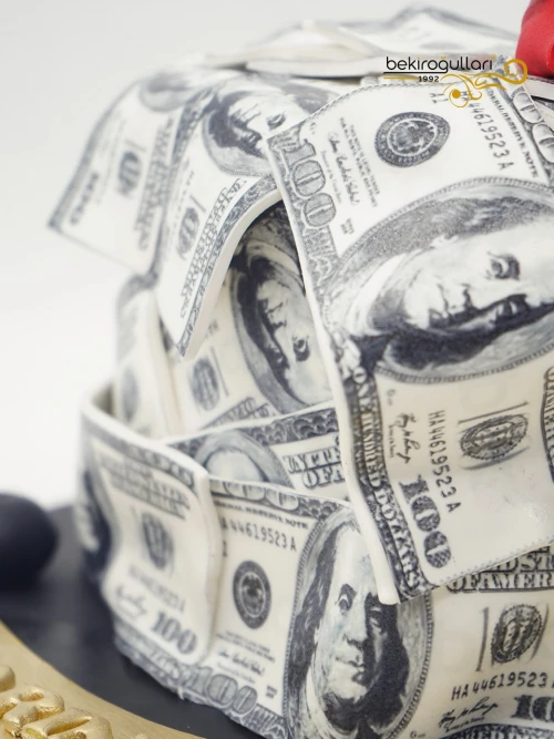 Kadın Figür Ve Dolarlar Butik Pasta