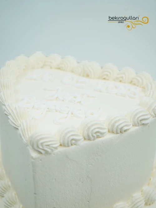 Kalp Detaylı Naked Pasta