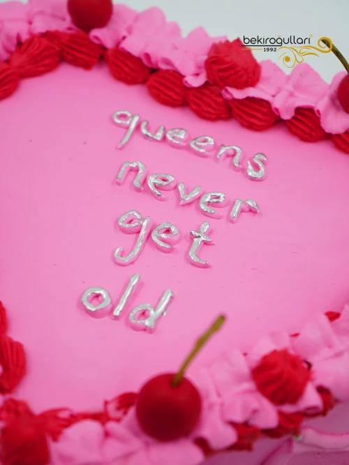 Kalp Model Pembe Naked Cake