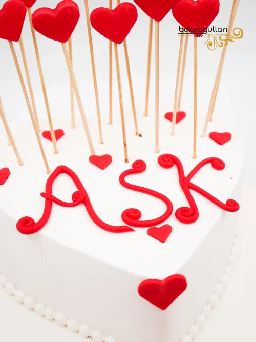 Kalp Model Tasarım Butik Pasta