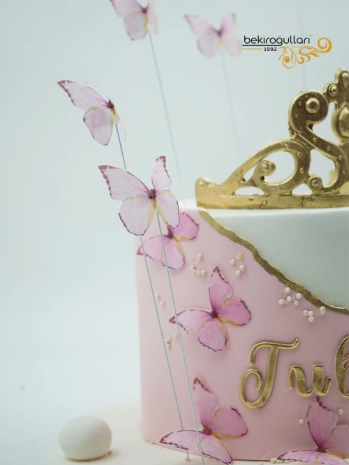 Kelebek Detaylı Butik Pasta