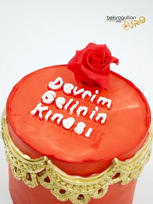 Kırmızı Naked Pasta