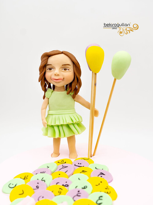 Kız Çocuk Kuran Konsept Pasta