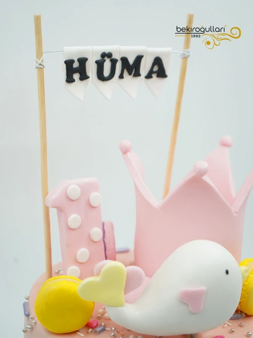 Kuş ve Makaron Detaylı Pasta