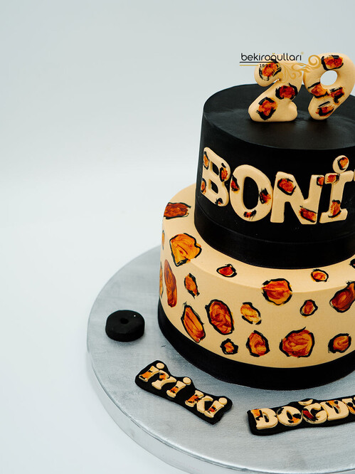 Leopar Desenli Butik Pasta