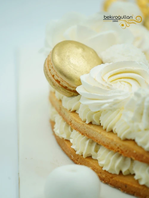 Married Temalı Kurabiye Pasta