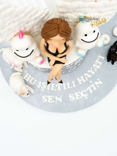 Melek Kanatlı Kadın Figür Pasta