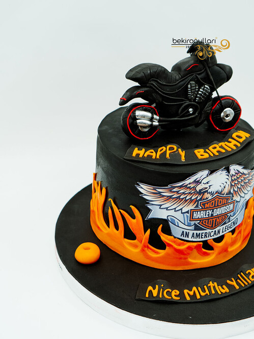 Motor Temalı Butik Pasta