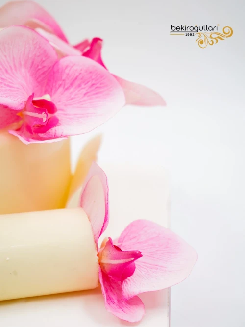 Orkide Ve Kurabiye Detay Pasta