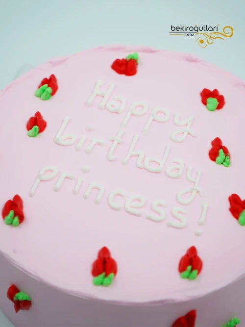 Pembe Süslemeli Naked Cake