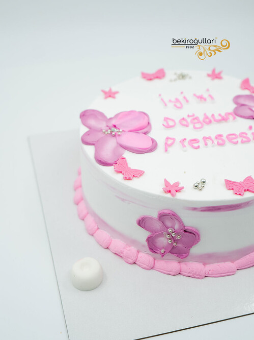 Pembe Süslemeli Naked Pasta