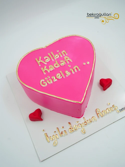 Pembe Ve Gold Detaylı Kalp Naked Pasta