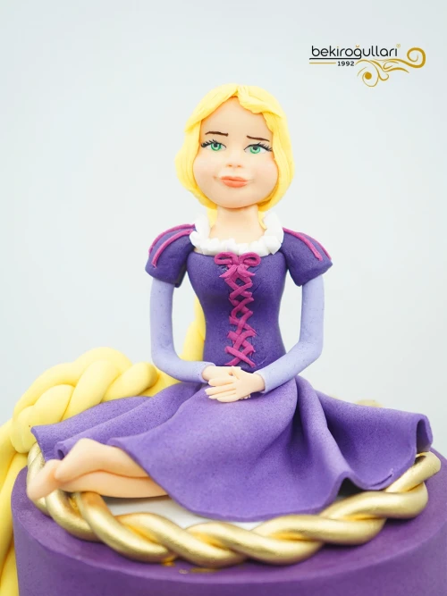 Prenses Detaylı Butik Pasta