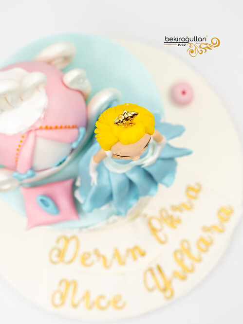 Prenses Temalı Butik Pasta