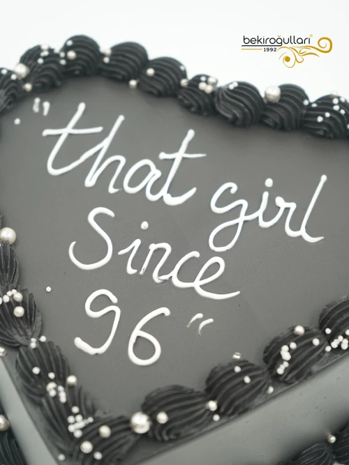 Siyah Kalp Detaylı Naked Pasta