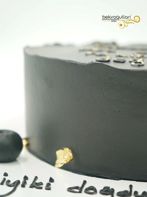 Siyah Naked Cake