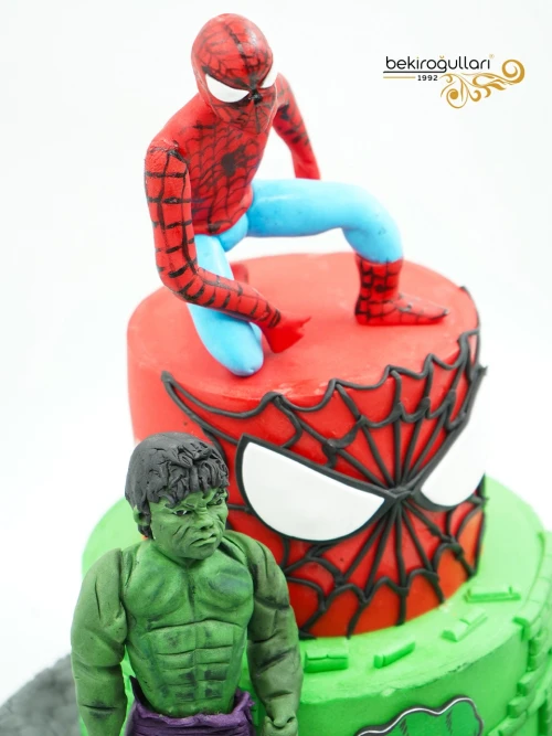 Spiderman Ve Hulk Konsept Pasta