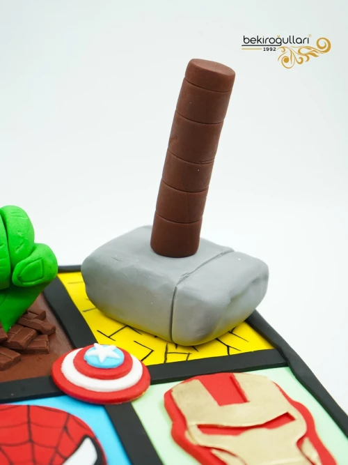 Süper Kahramanlar Konsept Pasta