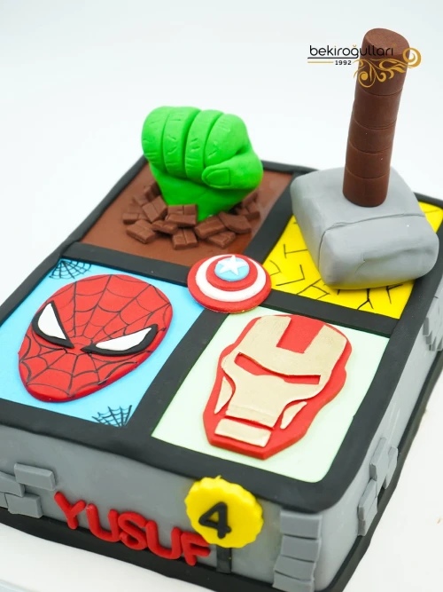 Süper Kahramanlar Konsept Pasta