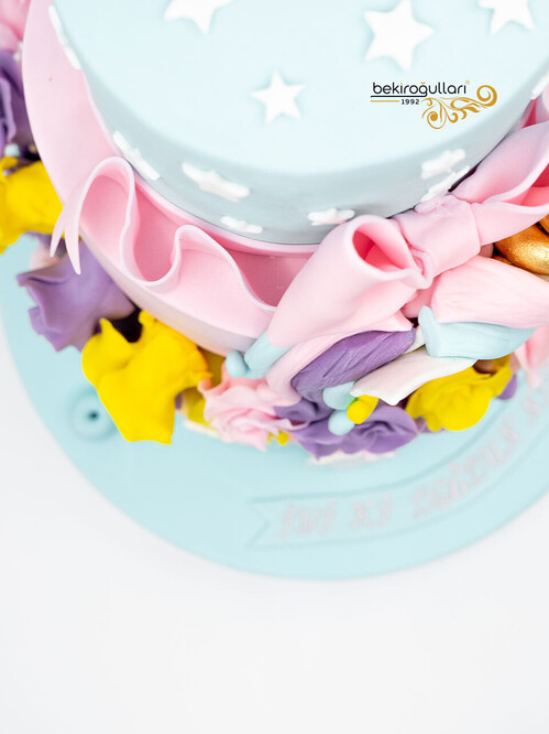 Unicorn Temalı Butik Pasta