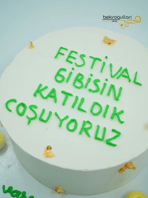 Yeşil Yazısı Beyaz Naked Pasta