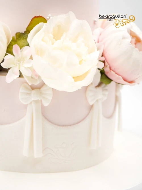 Çiçek Detay Söz Pastası