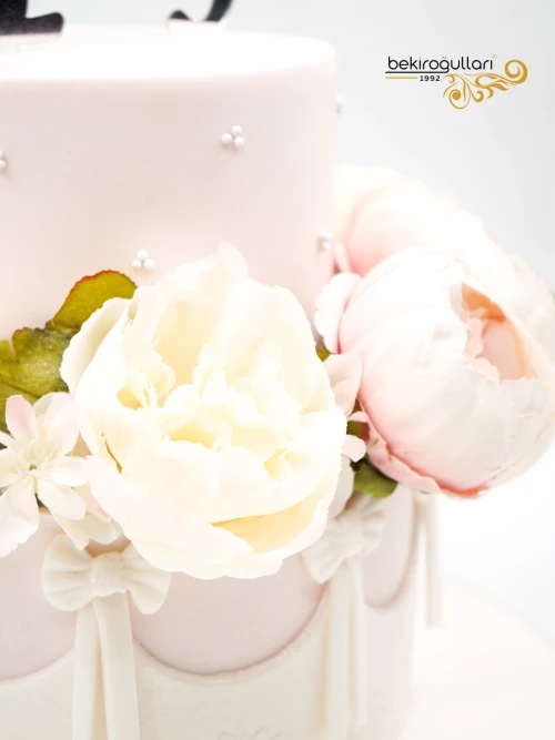 Çiçek Detay Söz Pastası