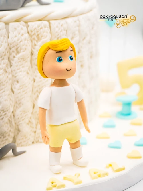 Çocuk Figür Detay Butik Pasta