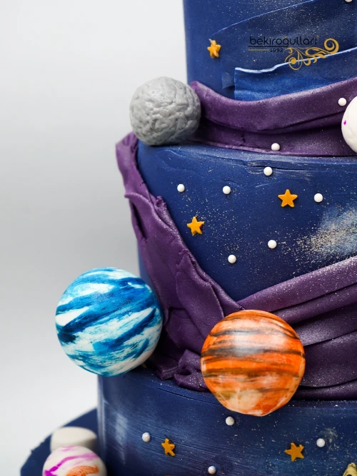 Gezegen Ve Roket Konsept Pasta