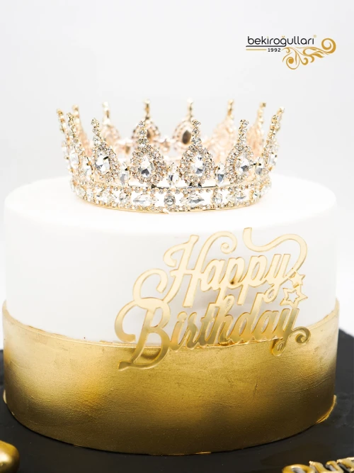 Gold Taç Detay Konsept Pasta