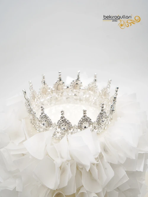 Gümüş Taç Detay Konsept Pasta