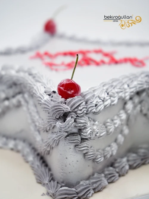 Gümüş Yıldız Model Naked Pasta