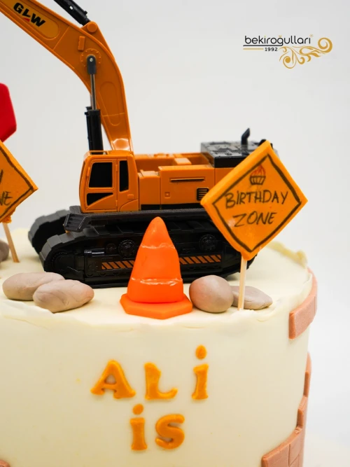 İş Makinesi Detay Tasarım Pasta