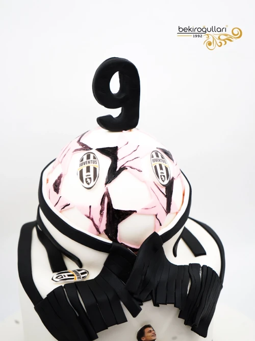 Juventus Detay Tasarım Pasta
