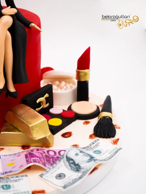 Kadın Figür Tasarım Butik Pasta