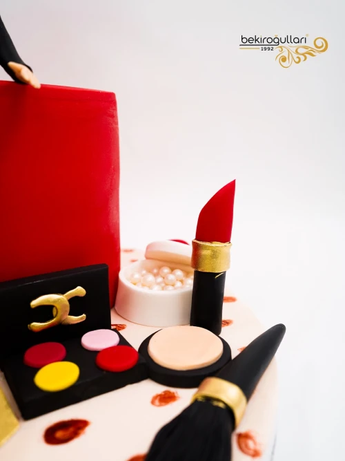 Kadın Figür Tasarım Butik Pasta