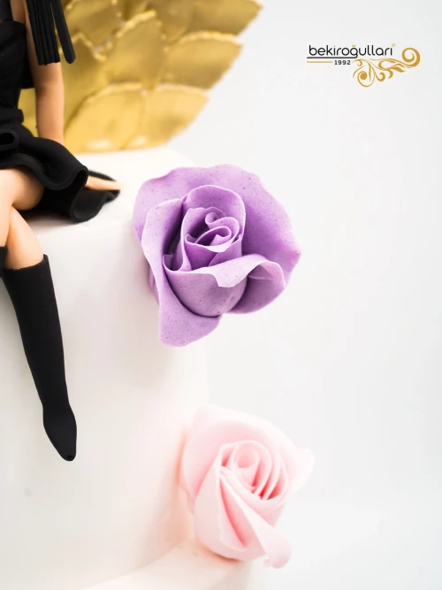 Kadın Figür Tasarım Butik Pasta